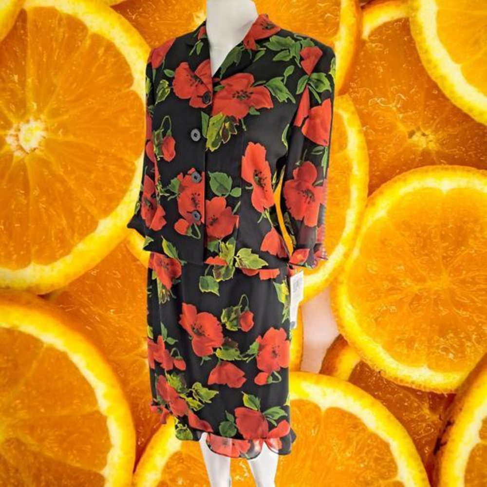 Maggy London Petites Black‎ and Red Floral Top and Skirt Size 6
